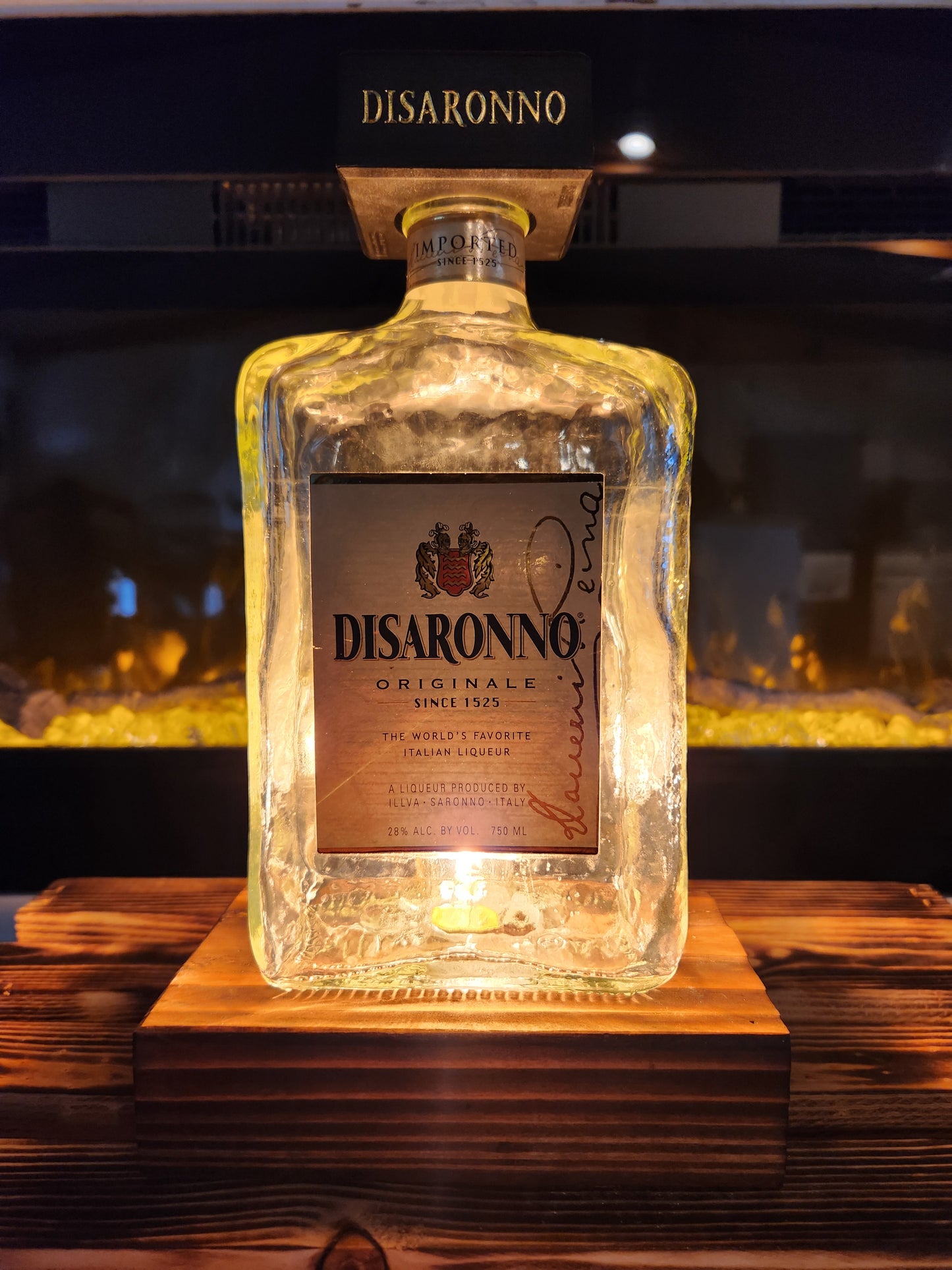 Liquor bottle light