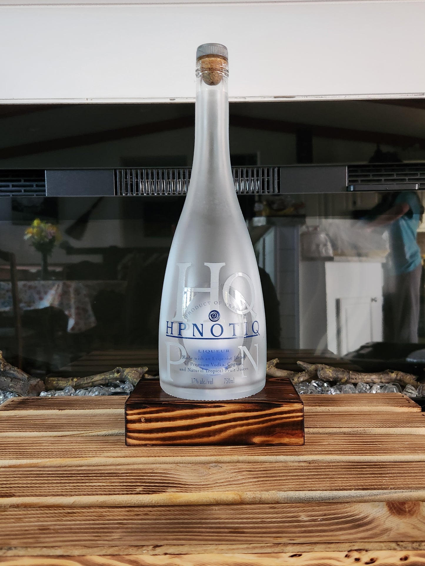Liquor bottle light